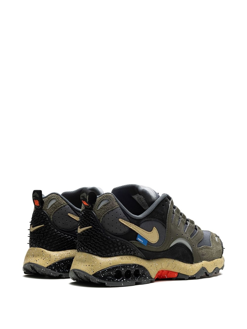 x UNDEFEATED Air Terra Humara "Cargo Khaki" sneakers - 4