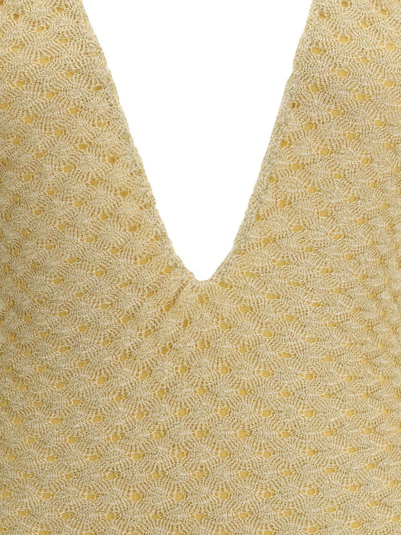 V-neck criss cross swimsuit 3