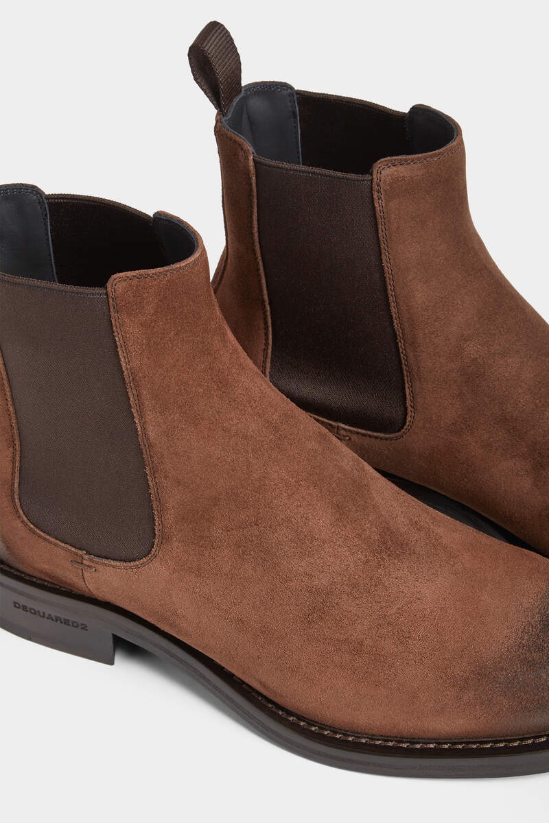 NEOCLASSIC CHELSEA BOOTS - 4