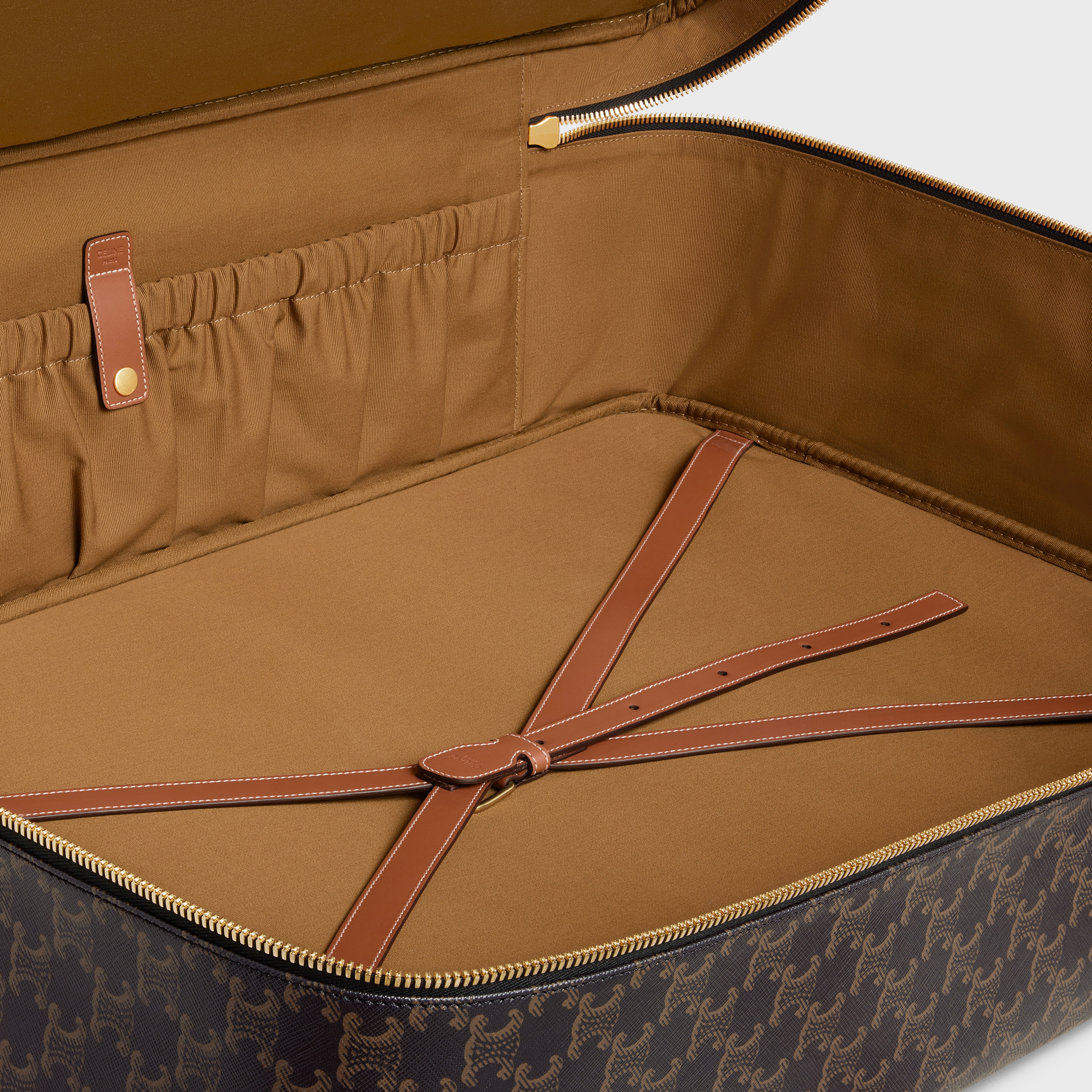 Soft Luggage 70 in Triomphe Canvas and Calfskin - 4