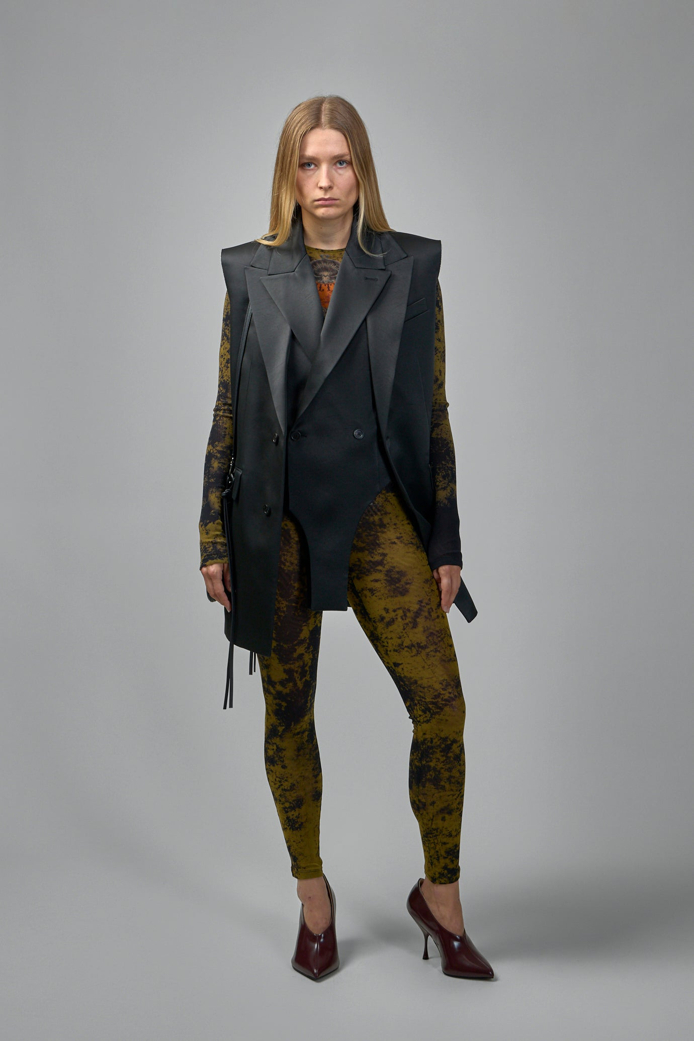 Double-Layer Sleeveless Jacket - 5