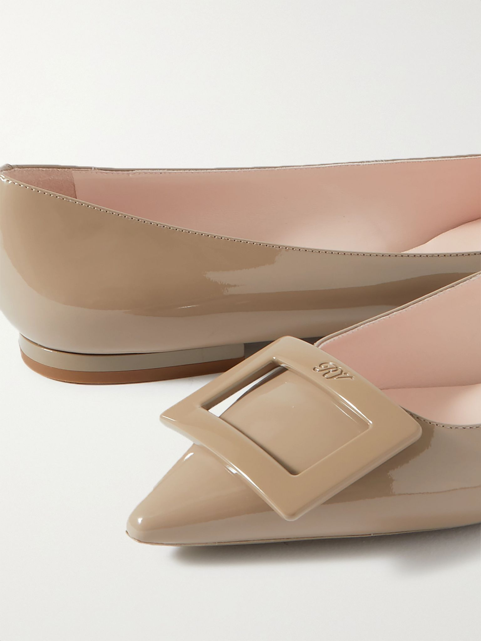 Gommettine patent-leather point-toe flats Taupe - 4