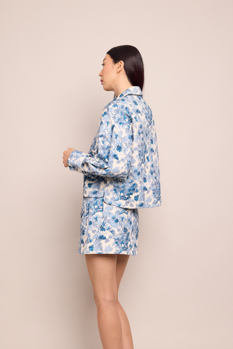Wayne Skirt A Little Structure, A Lot of Charm 3