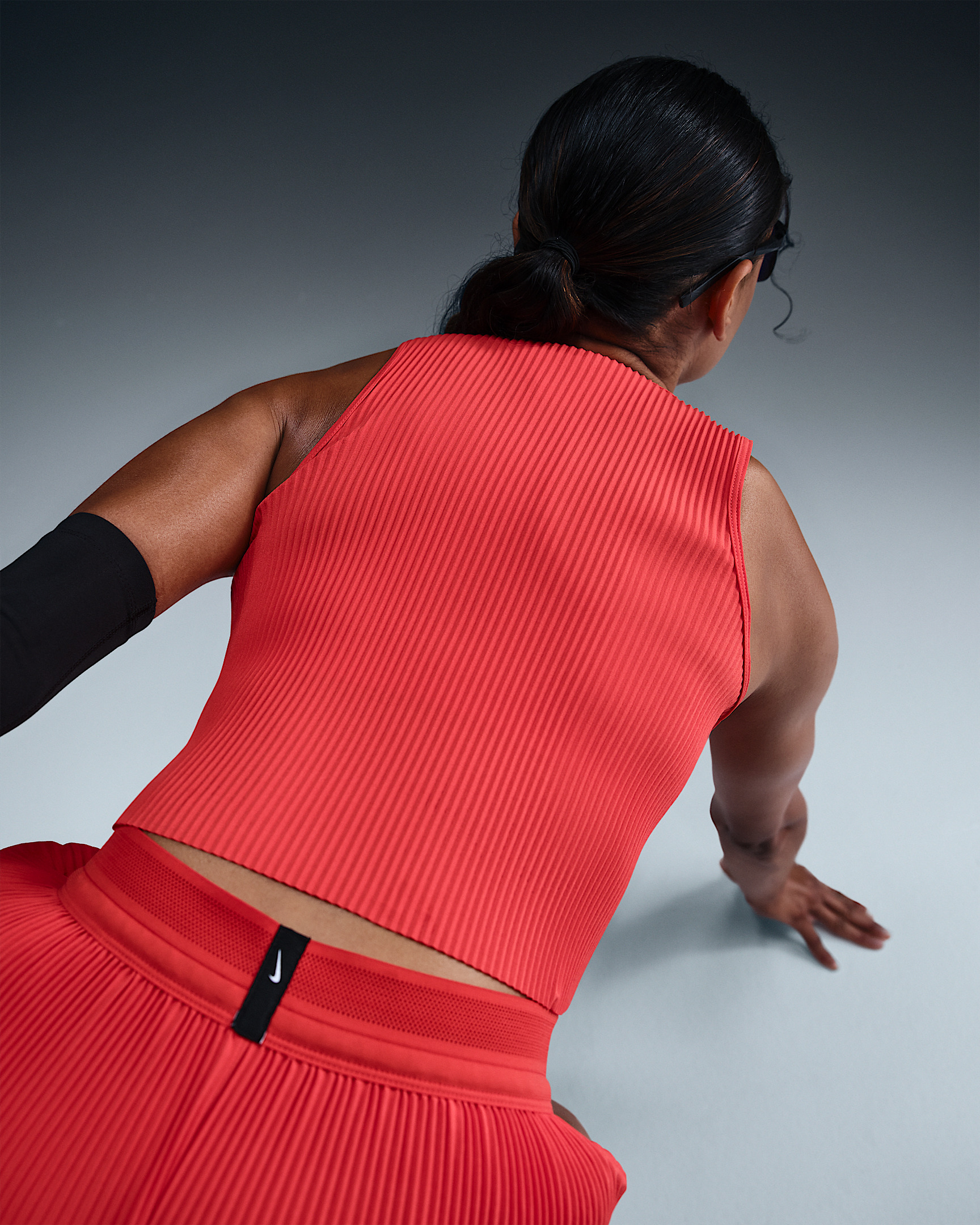 Nike AeroSwift Women's Dri-FIT ADV Cropped Running Tank Top - 3