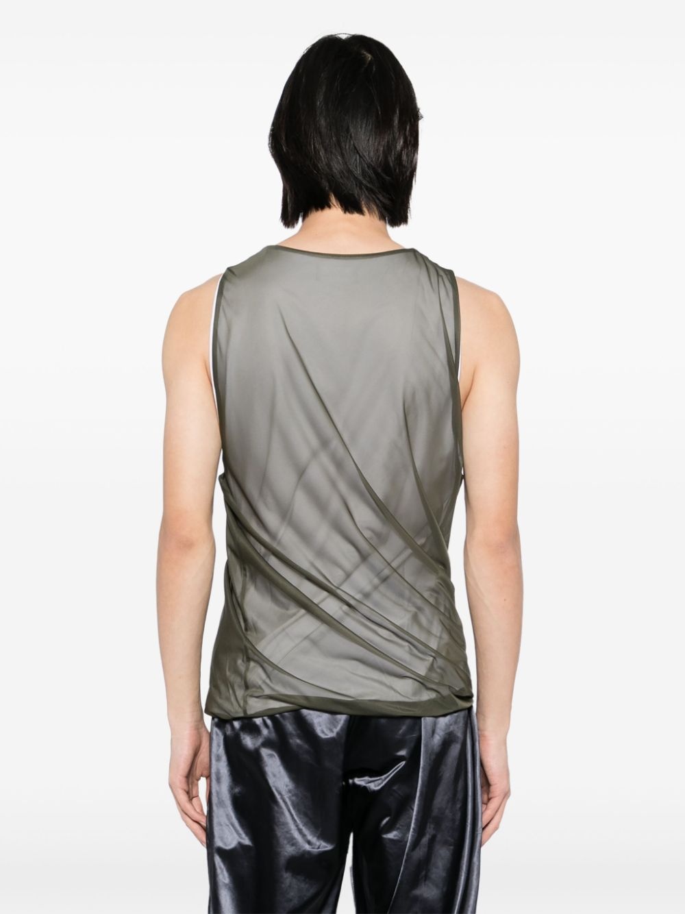 twisted tank - 4