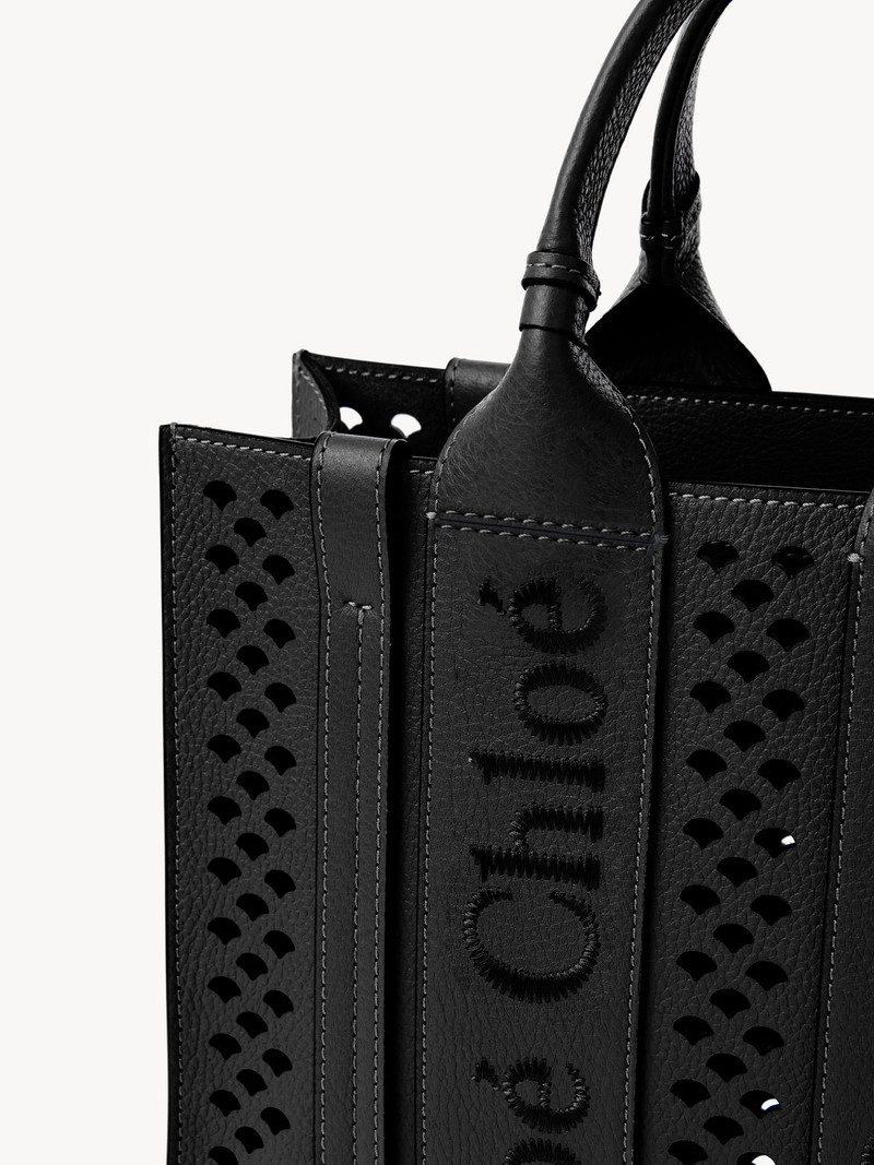 SMALL WOODY TOTE BAG WITH STRAP 5