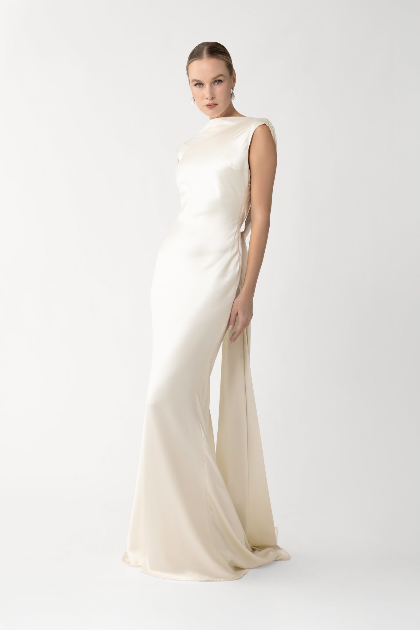 CASSANDRA SATIN GOWN - 3