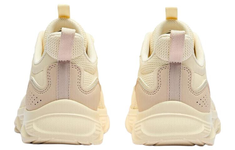 (WMNS) ANTA Running Series Sneakers 'White Pink' 922235527-5 - 3