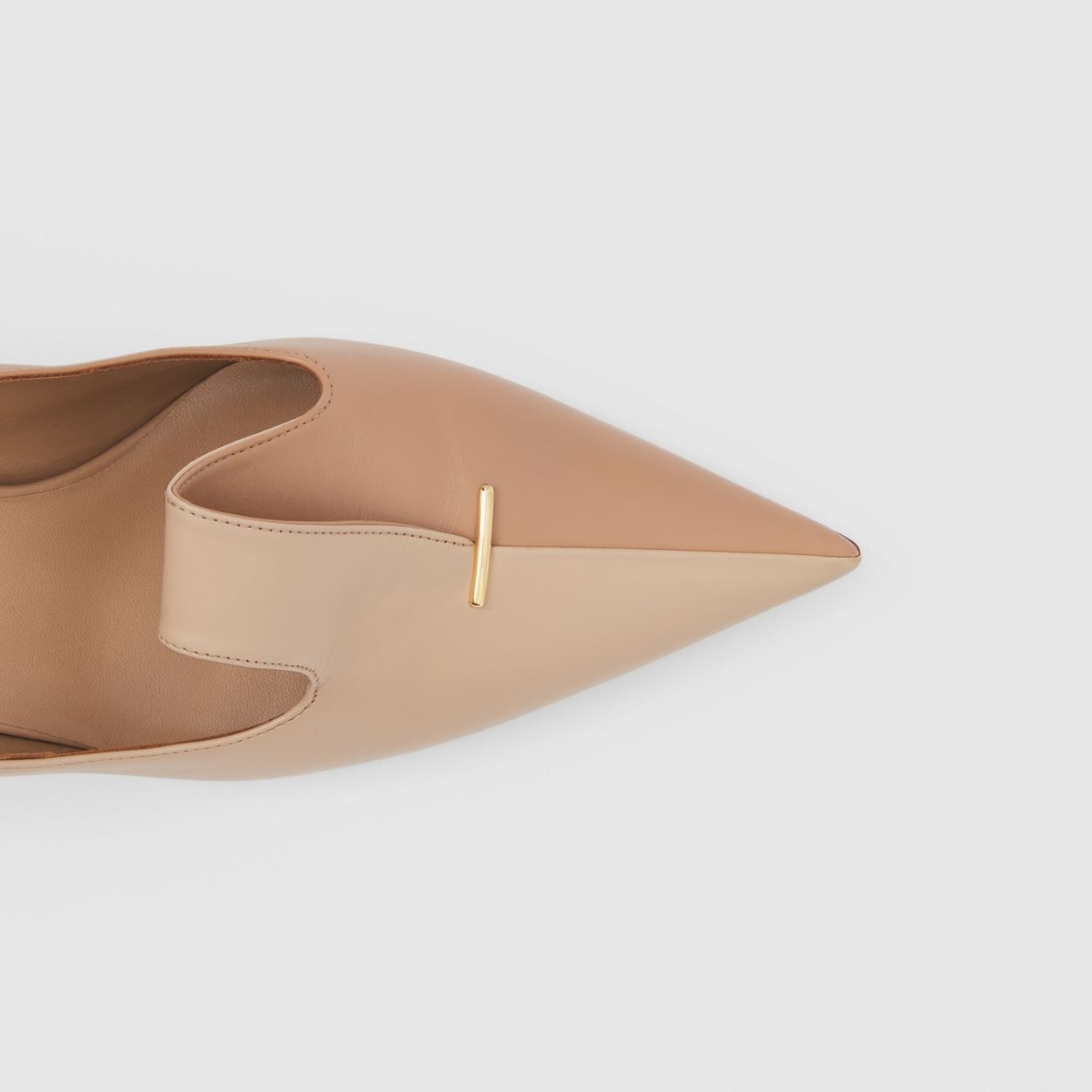 Two-tone Leather Point-toe Pumps - 2