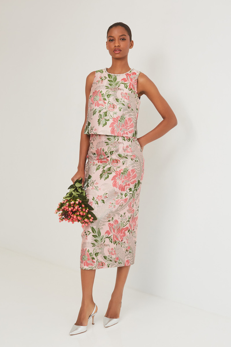 Cara Cara Sienna Skirt
Jet-Set Tailoring, Metallic Florals outlook