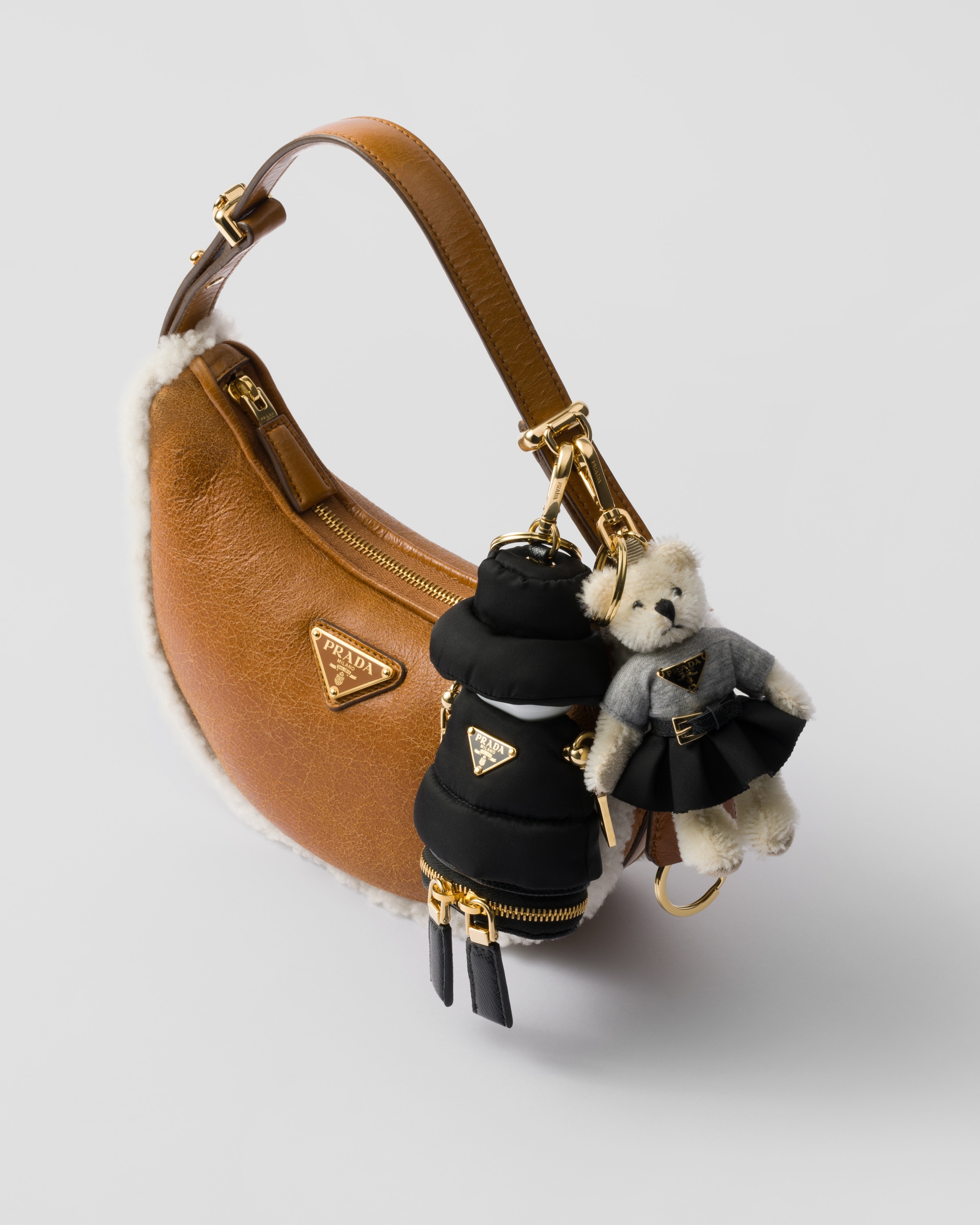 バッグチャーム PRADA 1TO047_2C3M_F0009 TEDDY BAG CHARM WITH L RING Prada Teddy bag charm with metal ring | REVERSIBLE