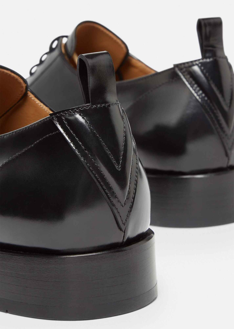 V Leather Lace-Up Shoes 3