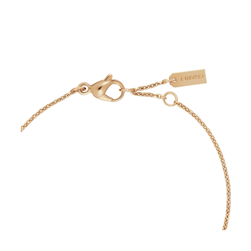 CHANEL Extrait de Camélia bracelet outlook