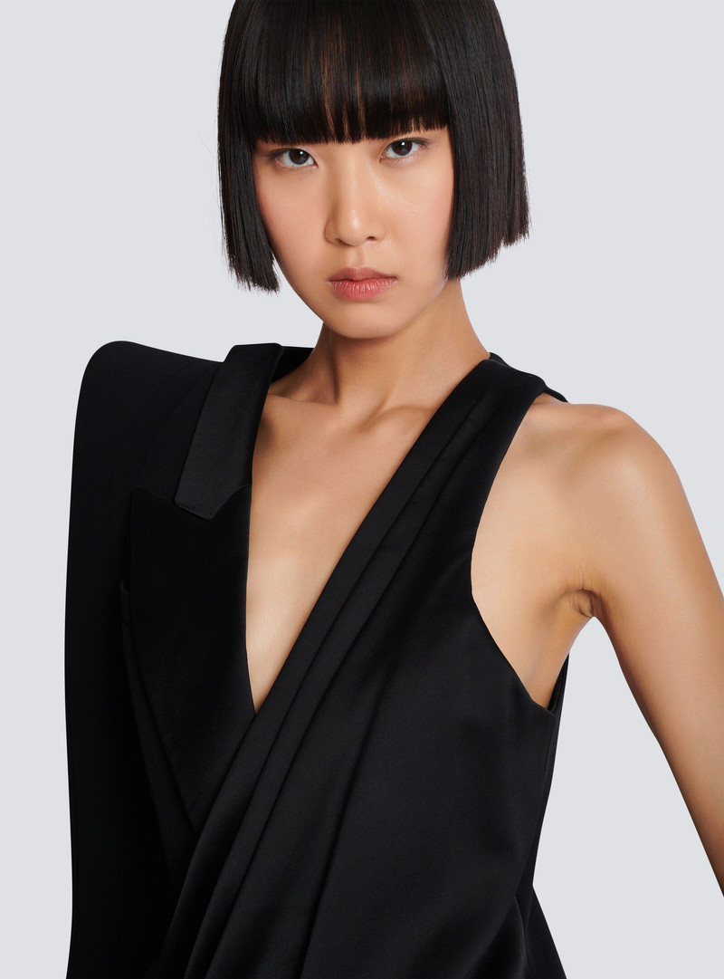 Asymmetric dress with structured shoulder 8