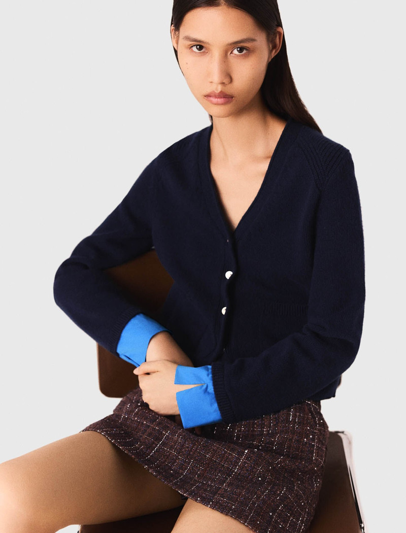 Cardigan with removable details 7