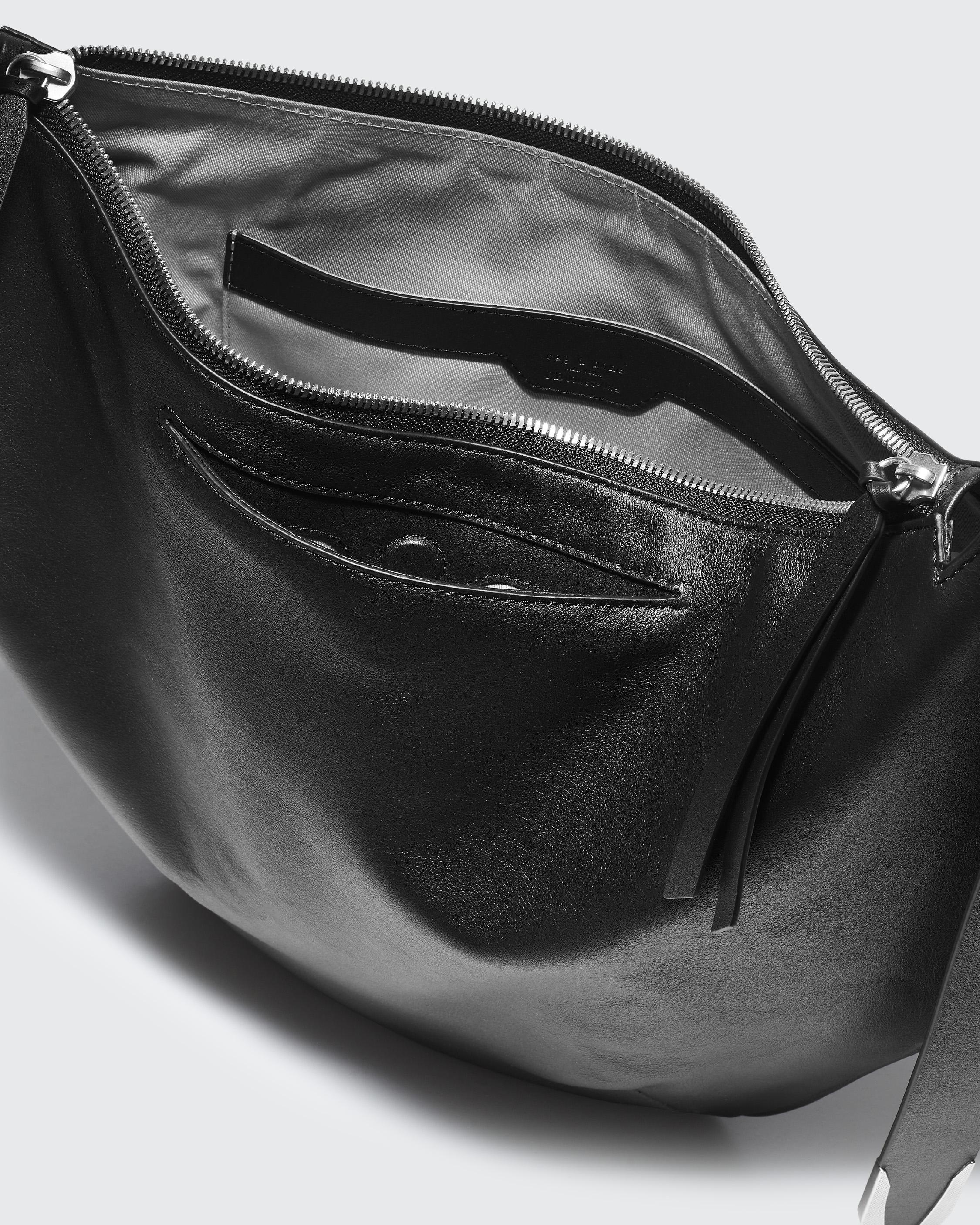 Spire Shoulder Bag - Leather
Medium Shoulder Bag - 6