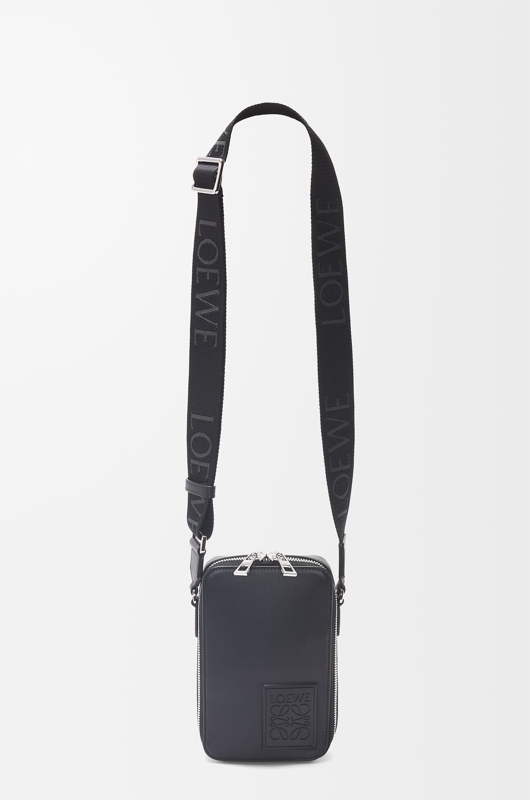 Vertical crossbody pocket in satin calfskin - 5