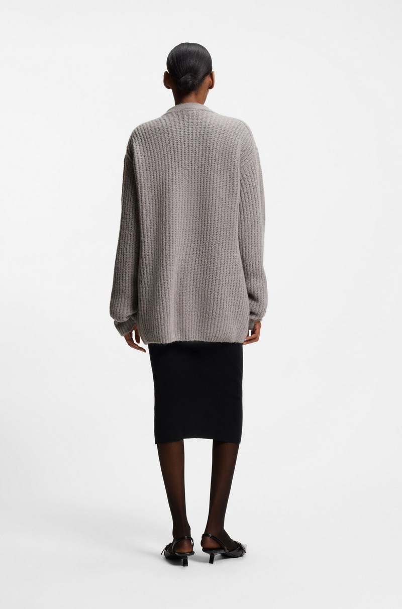 EMBROIDERED-LOGO CARDIGAN IN AN OVERSIZED FIT 4