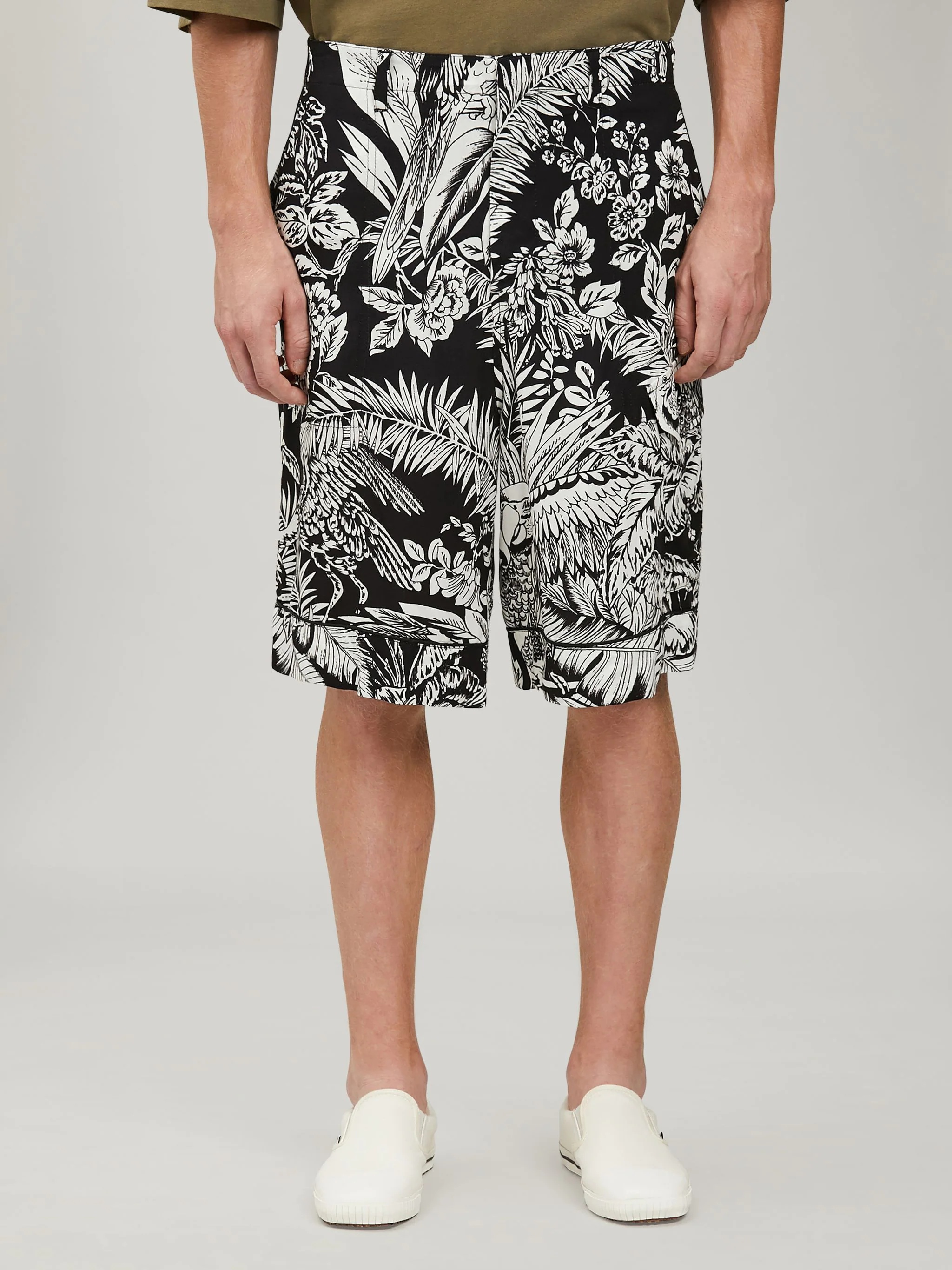 JUNGLE PARROTS SHORTS - 3