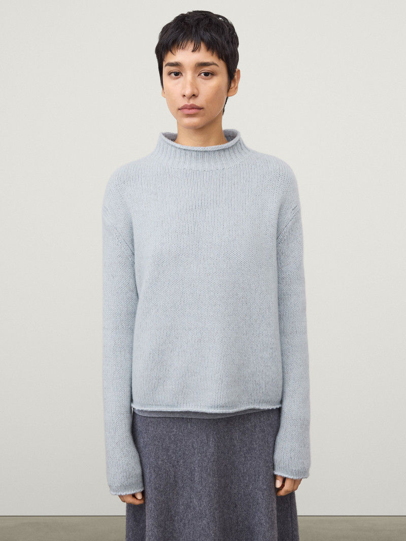 The Nelsy Sweater 3