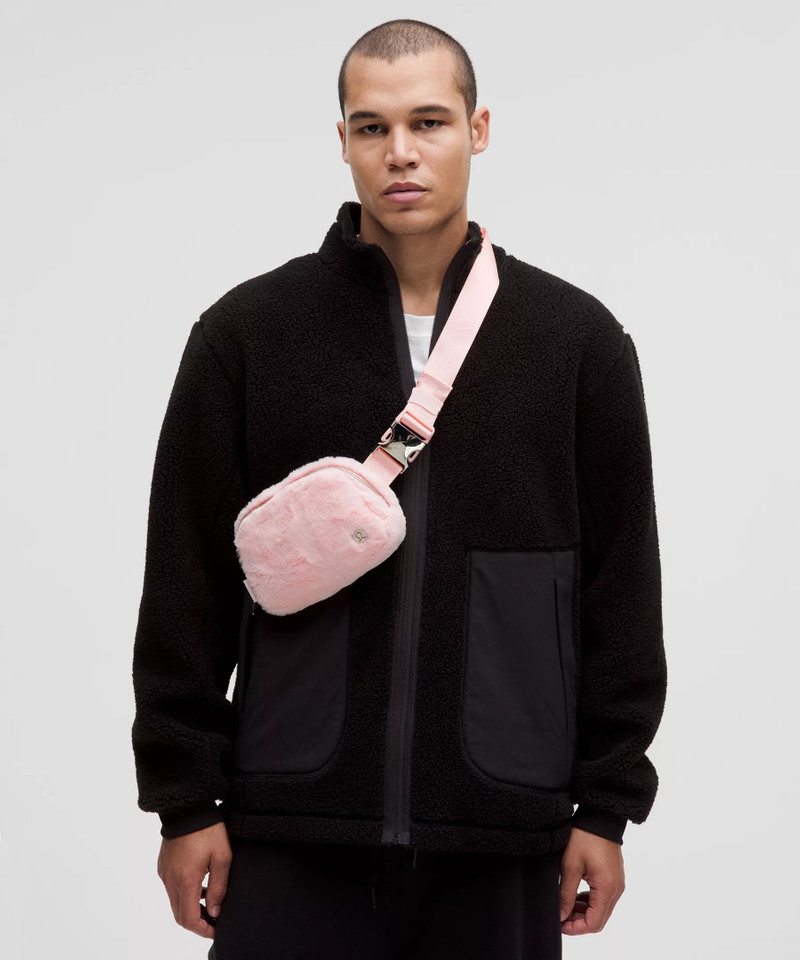 Everywhere Belt Bag *Plush Fleece 6