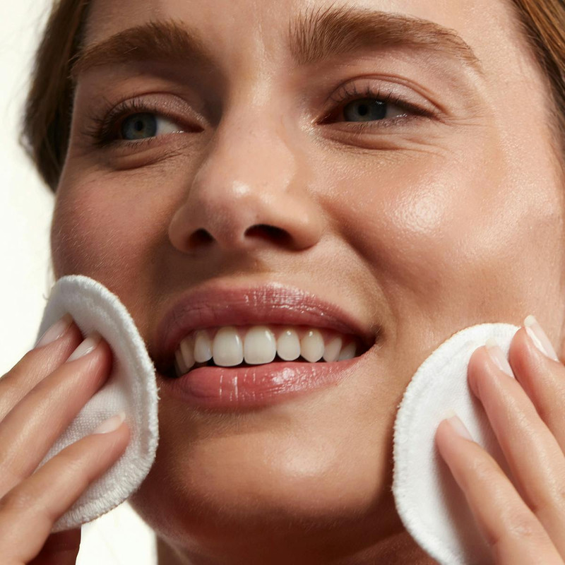 Moisturizing Toner with Rose Water 3