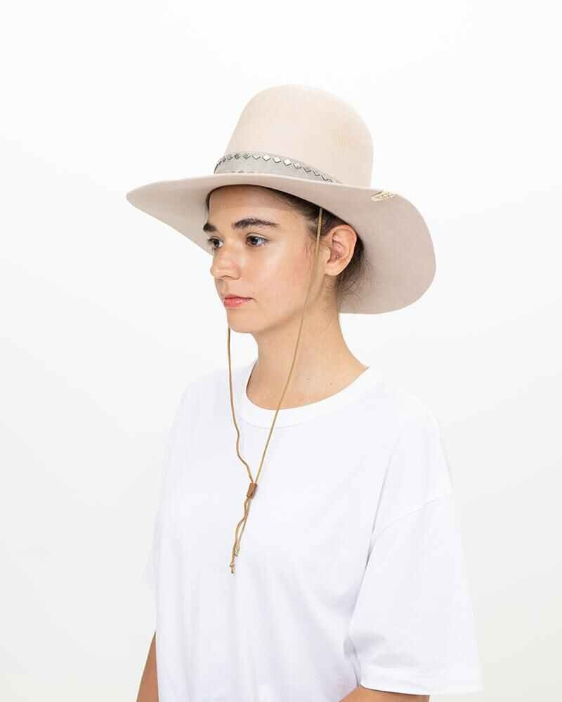 LAUREATE HAT W IVORY 3