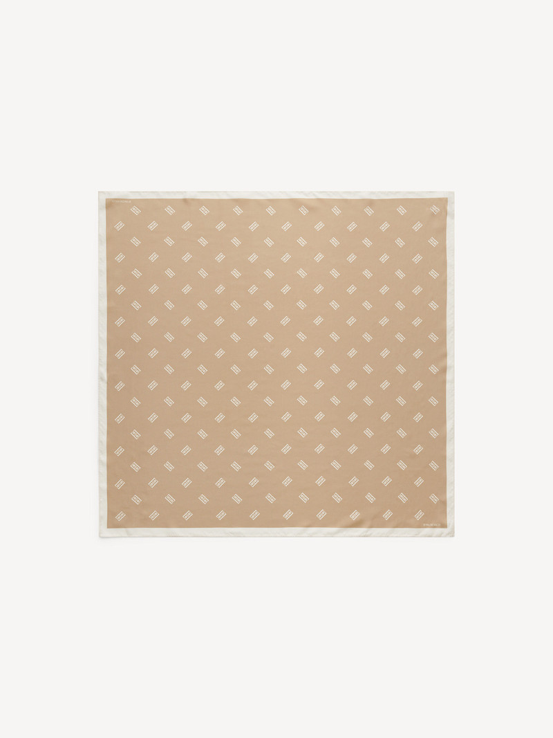 Monnas silk scarf 1