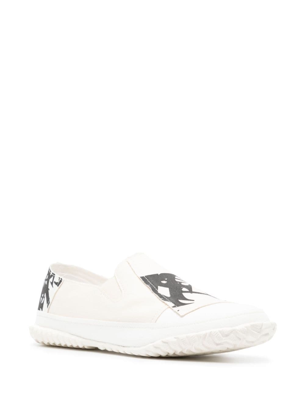 Y-print slip-on sneakers - 2