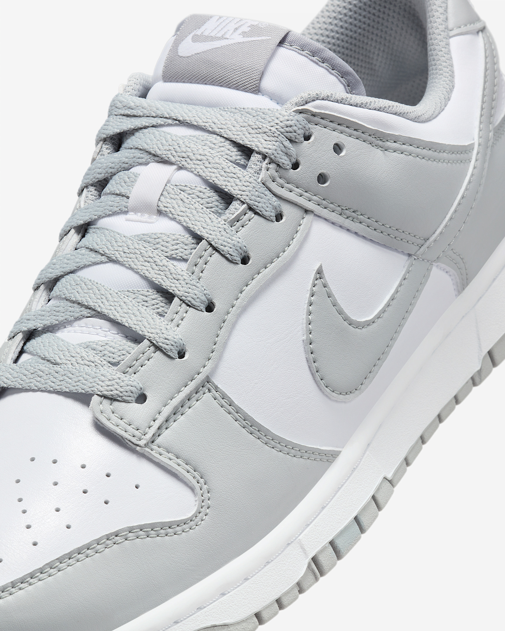 Nike Dunk Low Retro Men's Shoes - 7