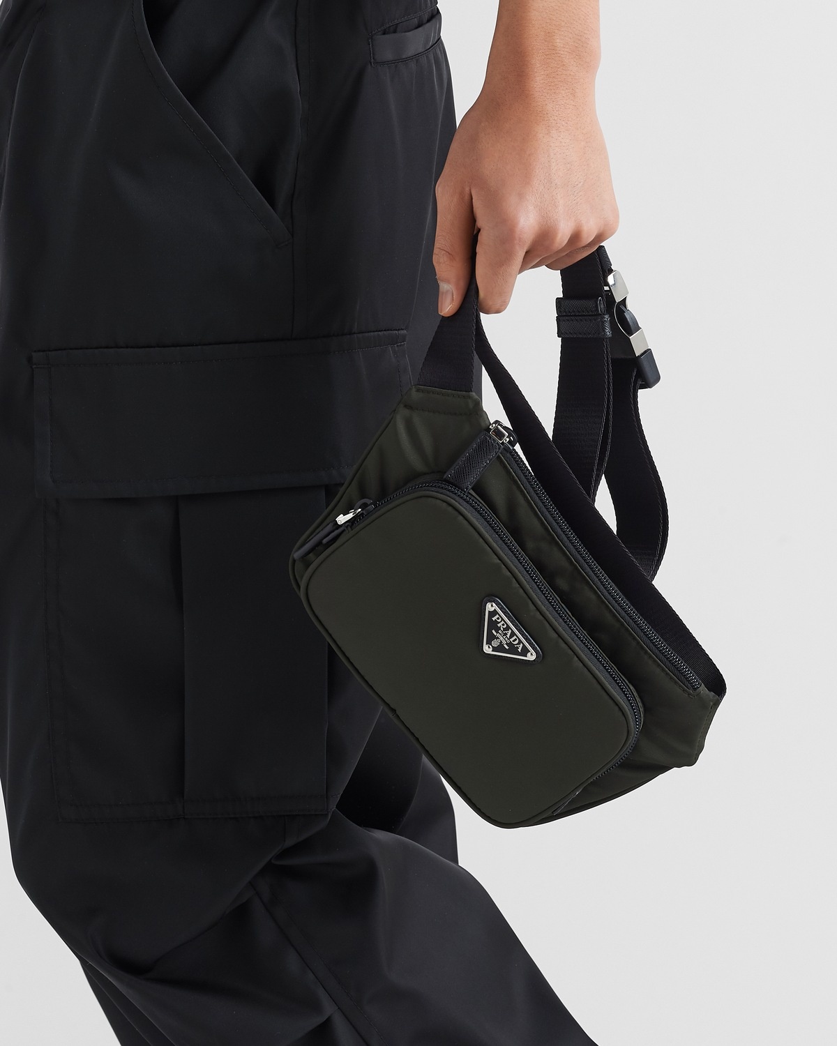 Re-Nylon and Saffiano leather shoulder bag - 8