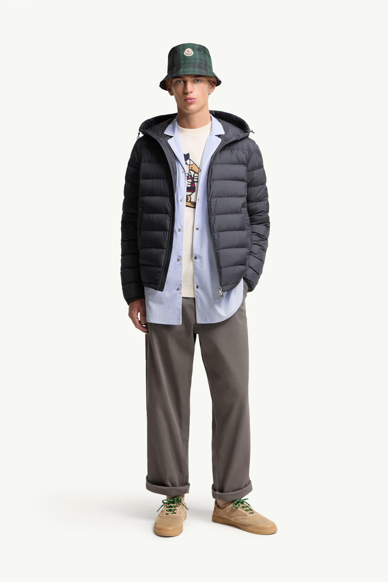 Moncler Vermeille Hooded Short Down Jacket outlook