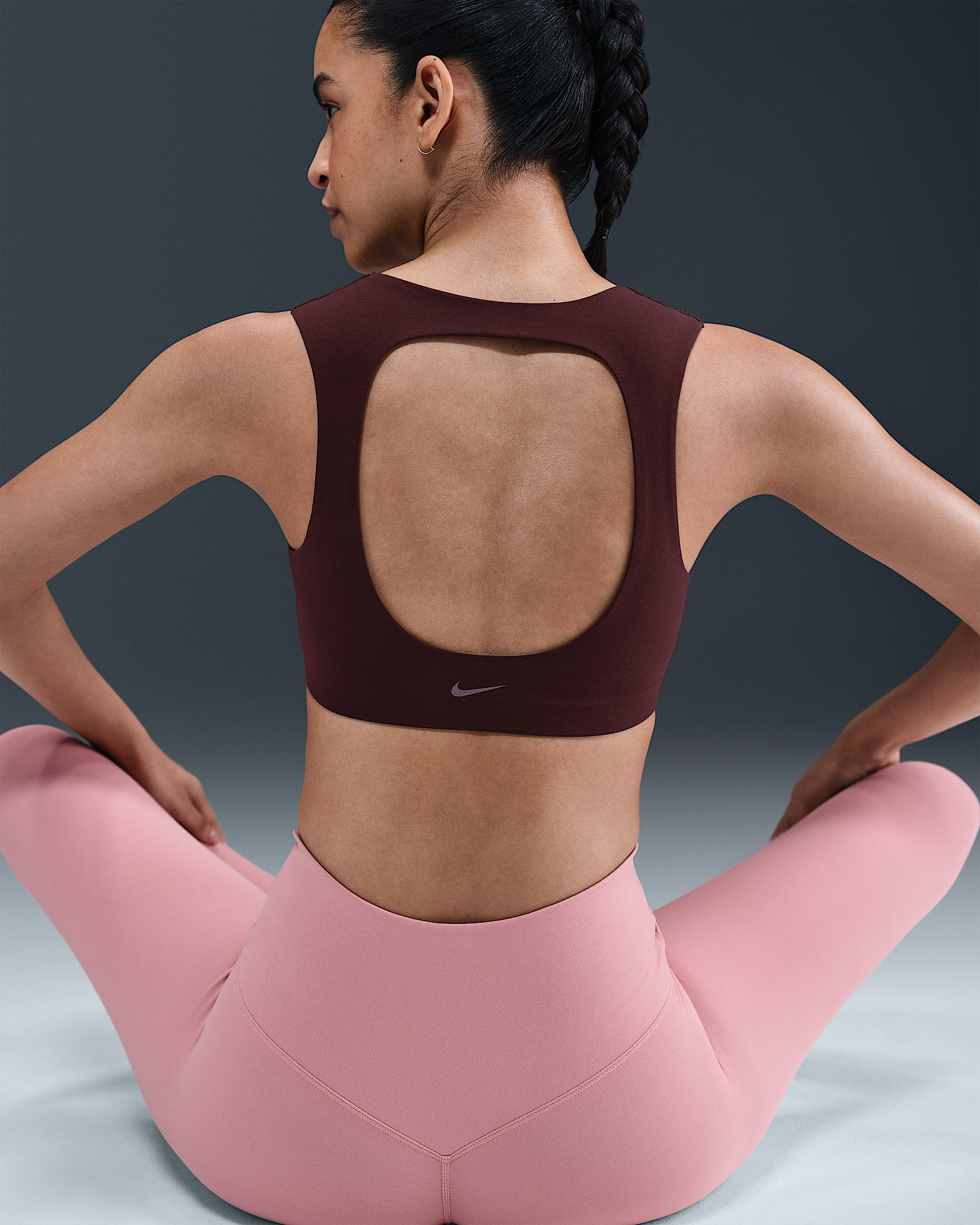 Nike Zenvy Women's Light-Support Lightly Lined Sports Bra - 3