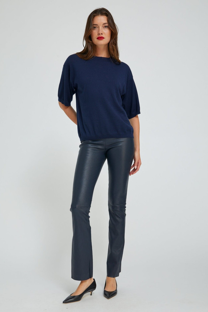 SPRWMN MIDNIGHT LEATHER MICRO FLARE outlook