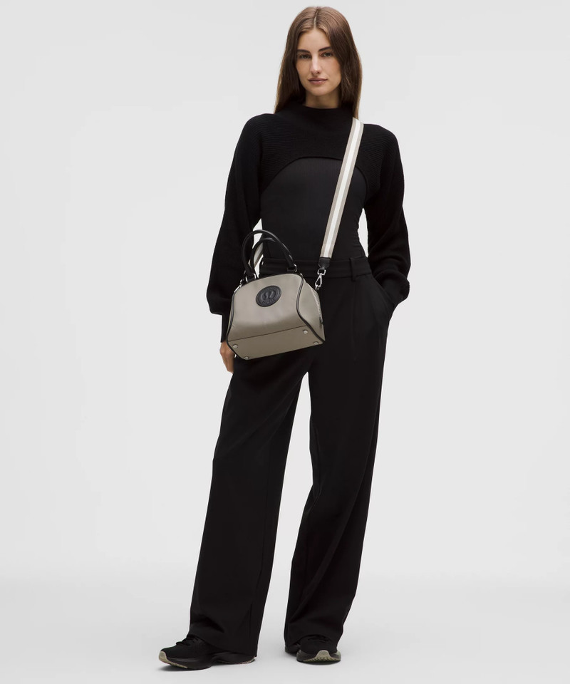 lululemon Bowler Crossbody Bag 4.5L outlook