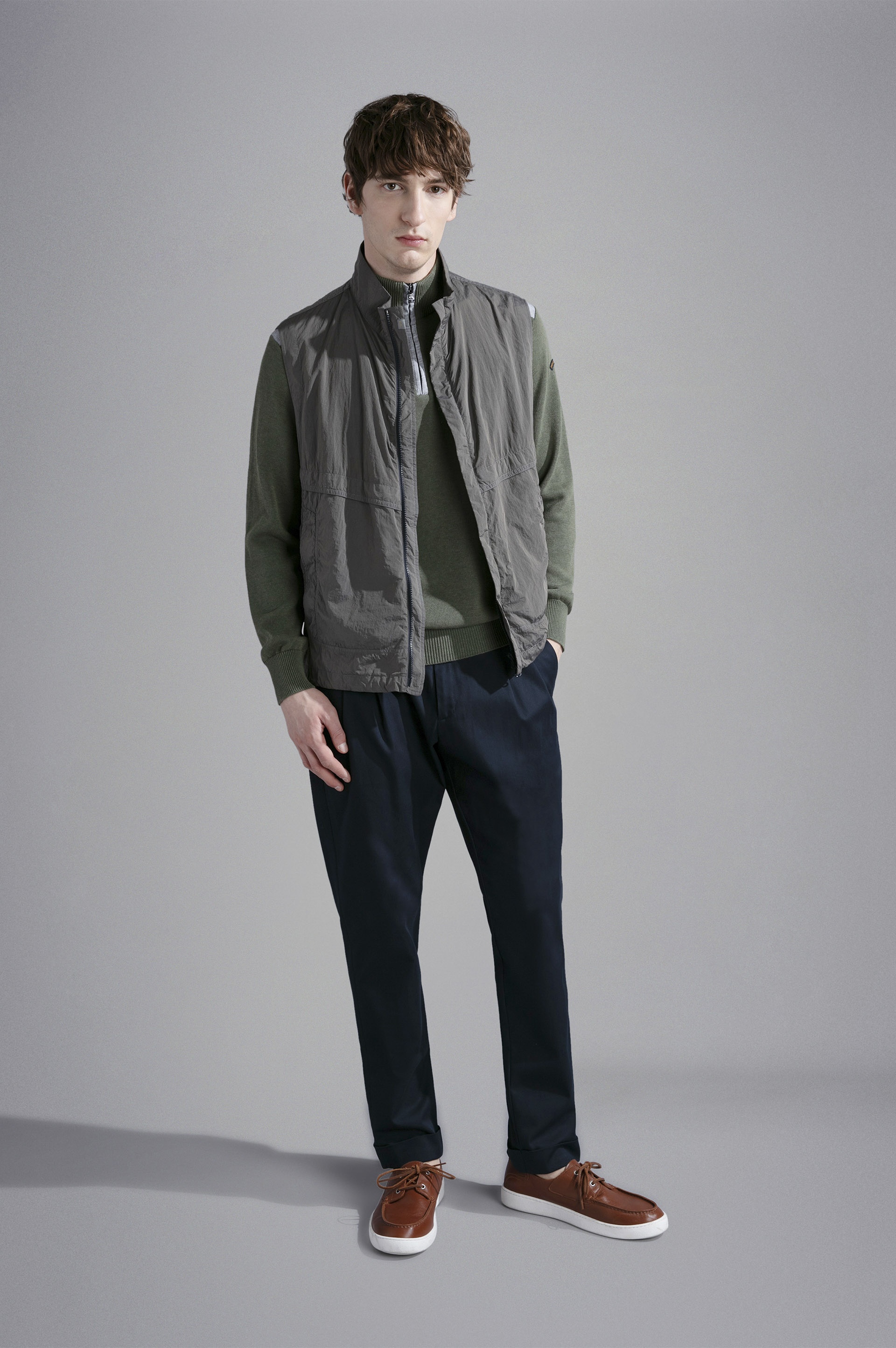 GARMENT DYED NYLON GILET - 2
