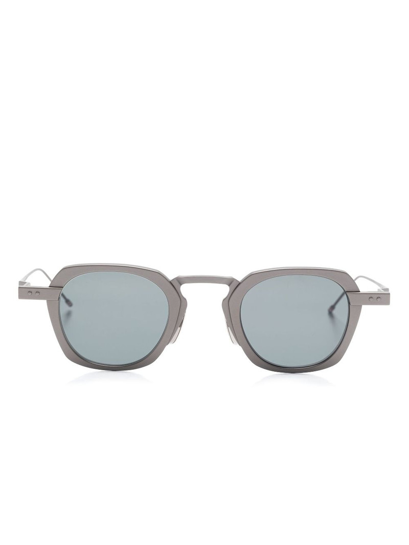square-frame sunglasses 1