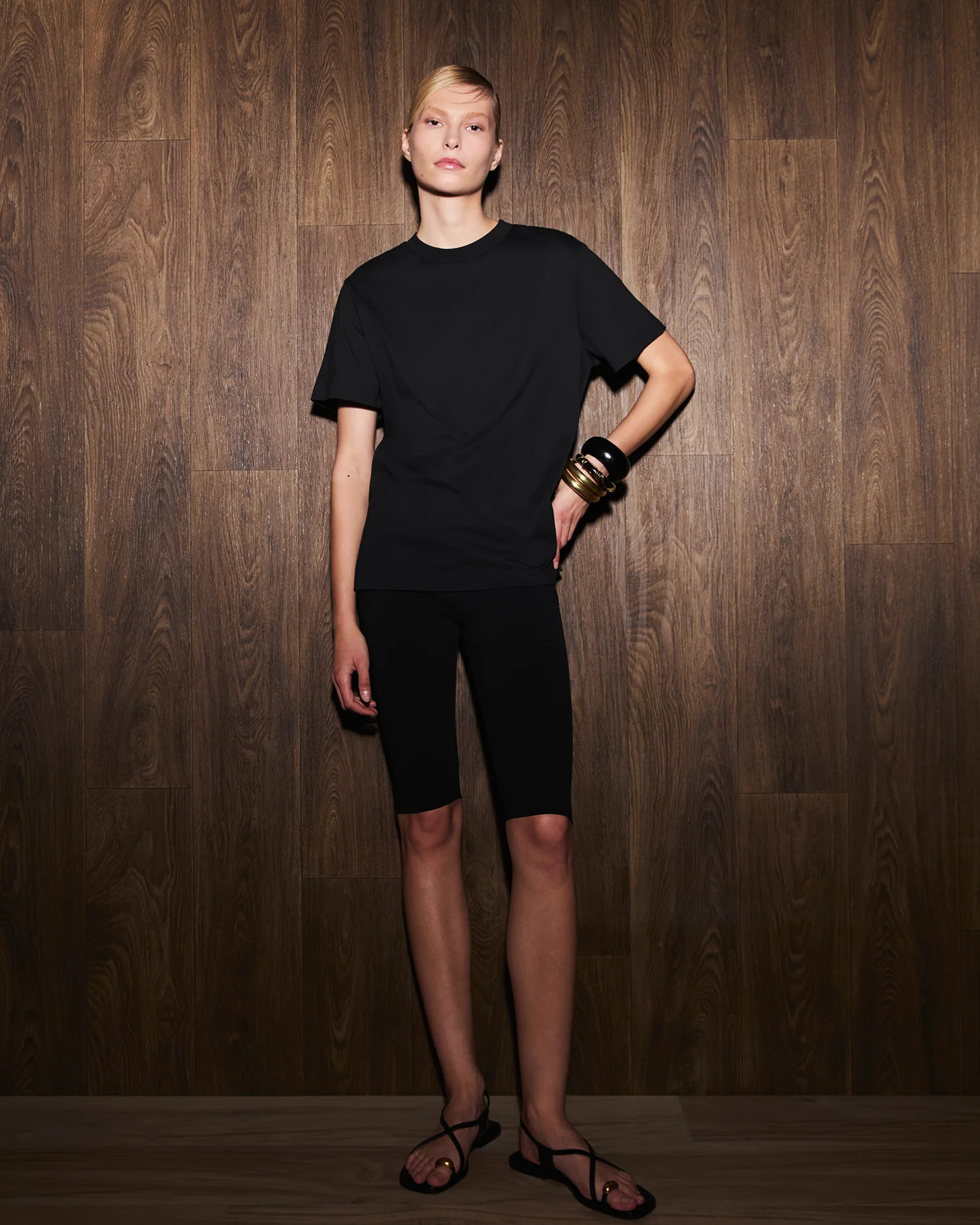 STANDARD TEE BLACK - 4
