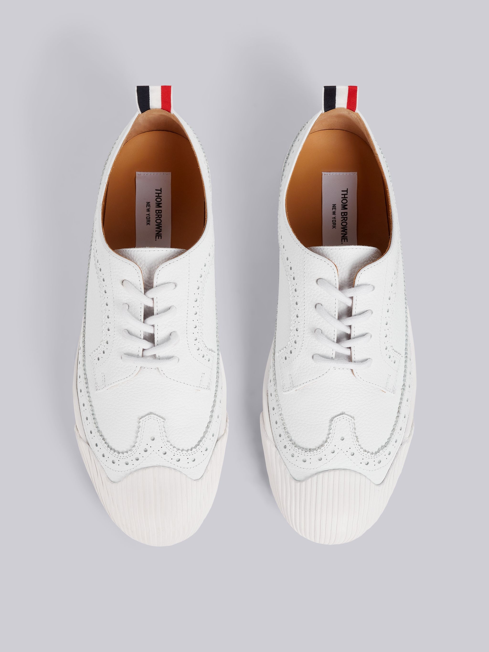 White Pebbled Calfskin Longwing Brogue Trainer - 4