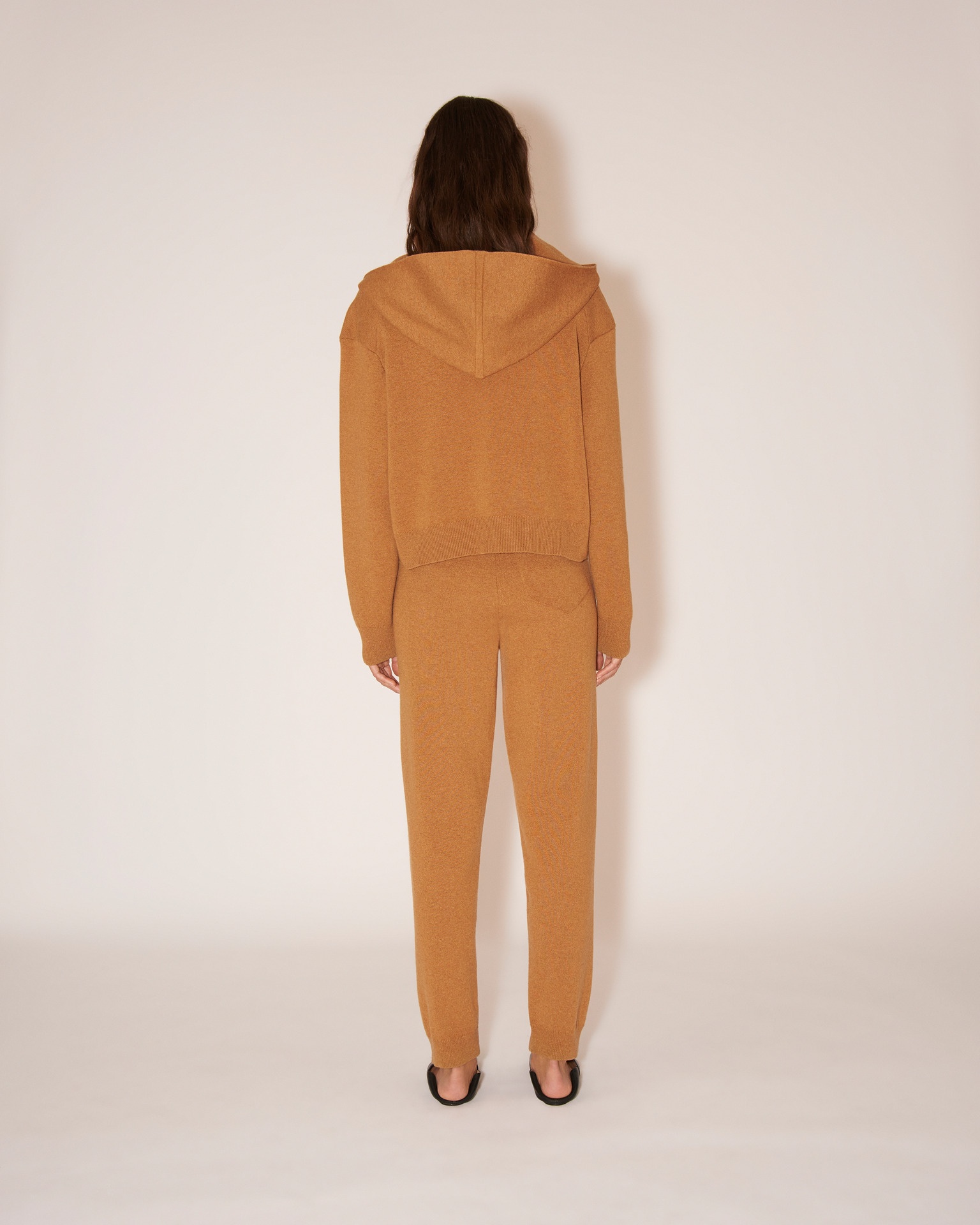 YLIA - Cashmere-blend track pants - Camel - 3