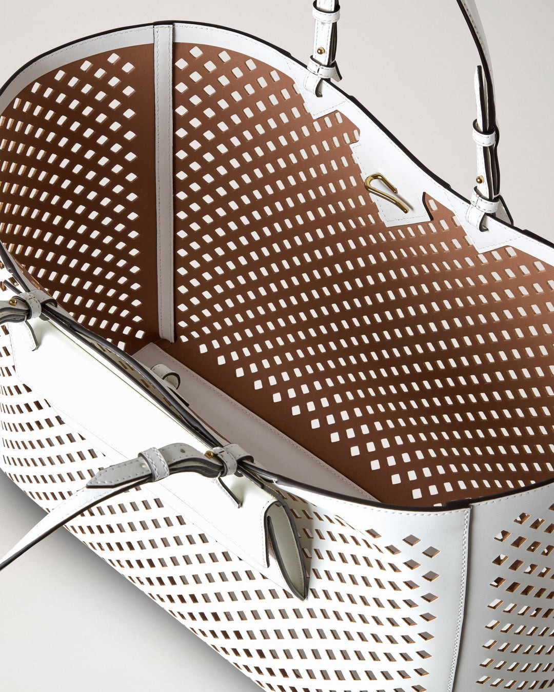 Xl Perforated Tote White Perforated Leather - 5