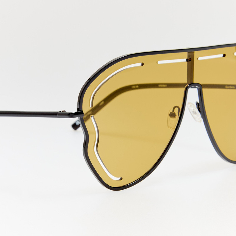 Kika Gardenia Sunglasses in Yellow and Black 3