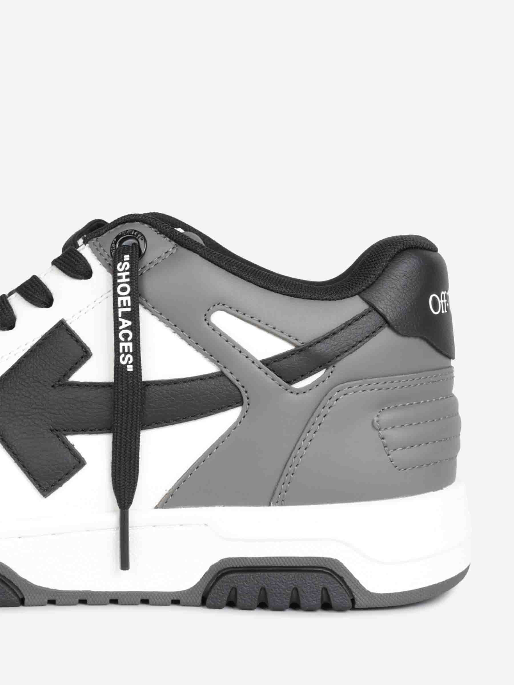 SNEAKERS OUT OF OFFICE - 3