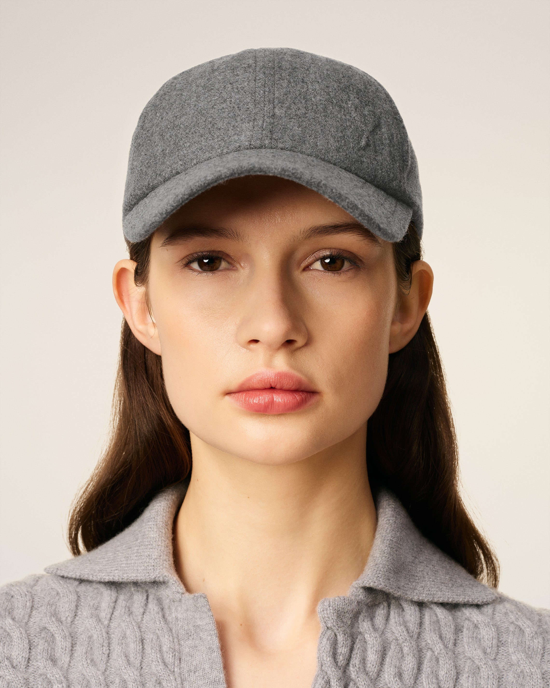 GREY COTTON EMBOSSED AMI DE COEUR CAP - 2