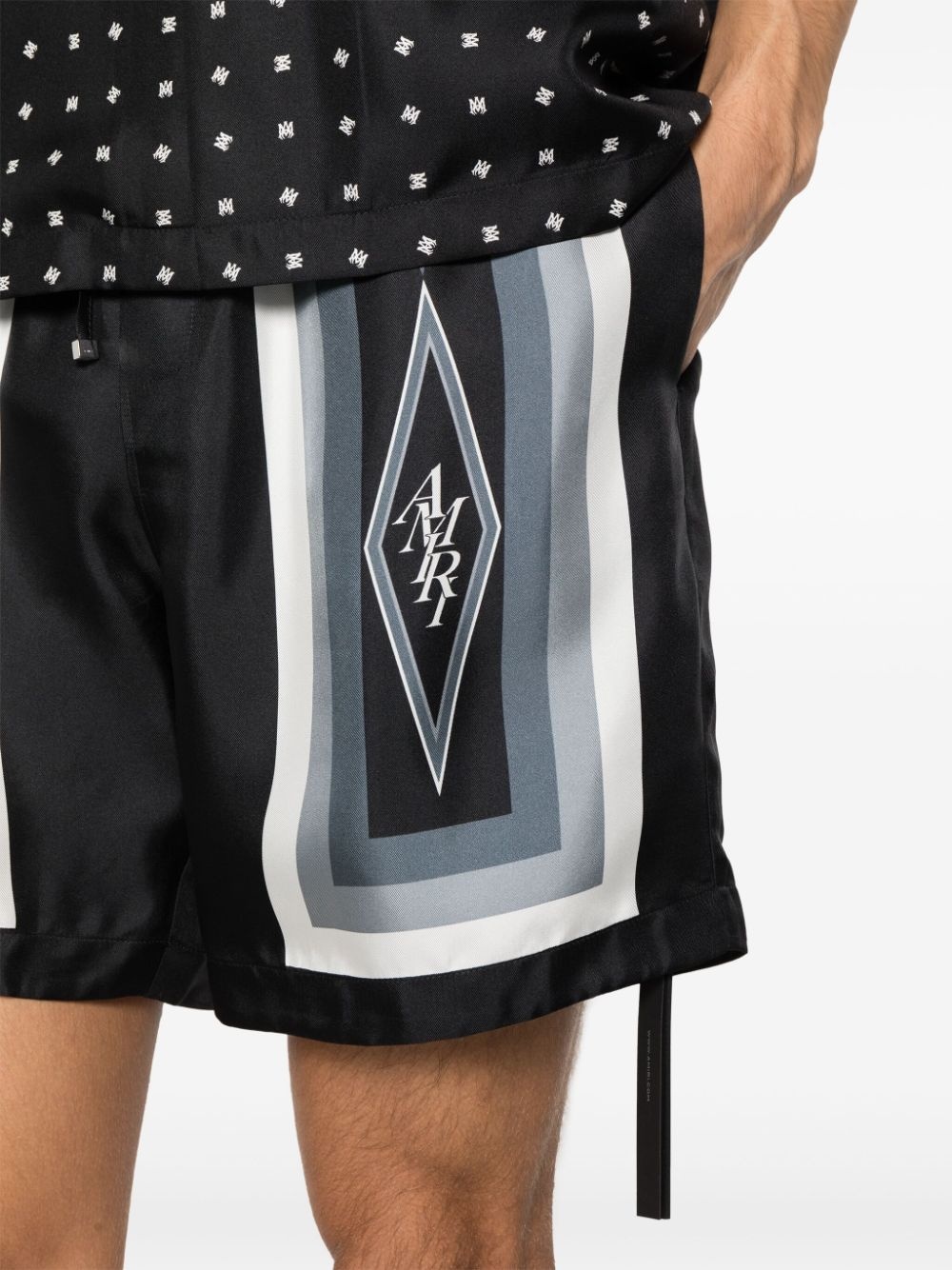 Diamond silk shorts - 5