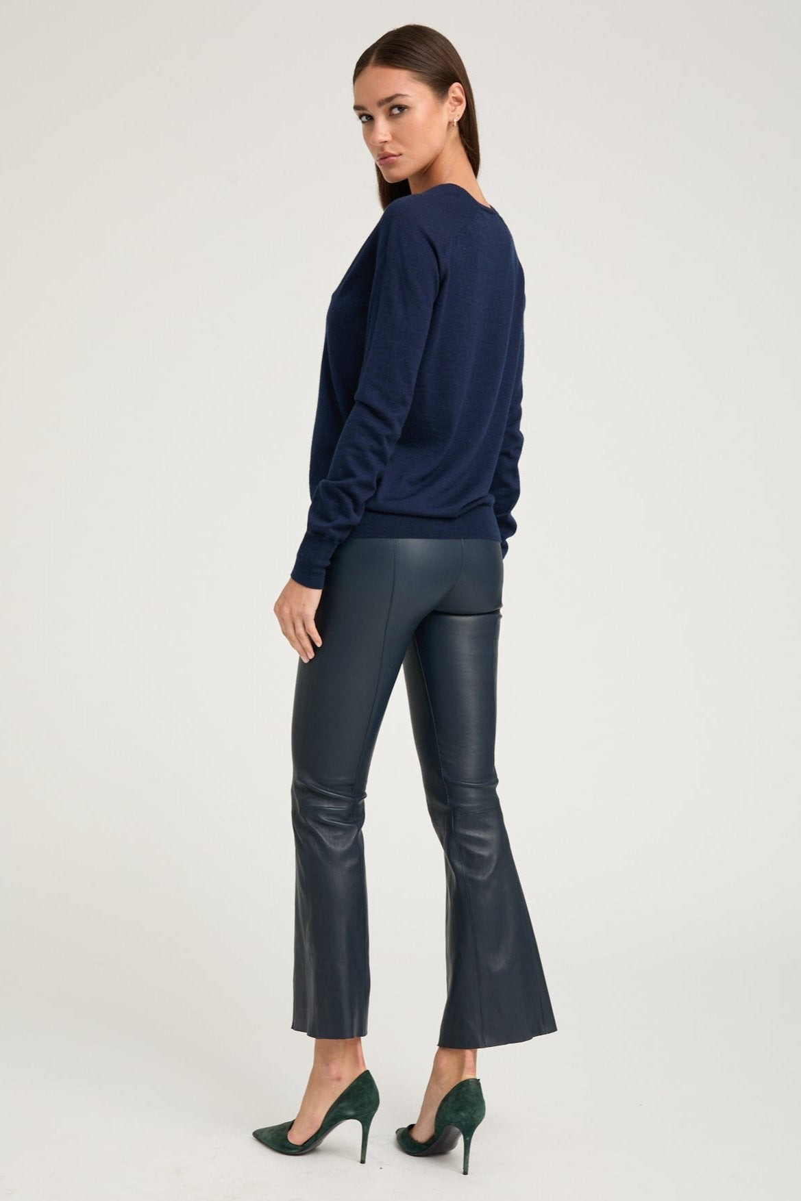 MIDNIGHT LEATHER ANKLE FLARE PANTS WITH PRINCESS SEAMS - 4