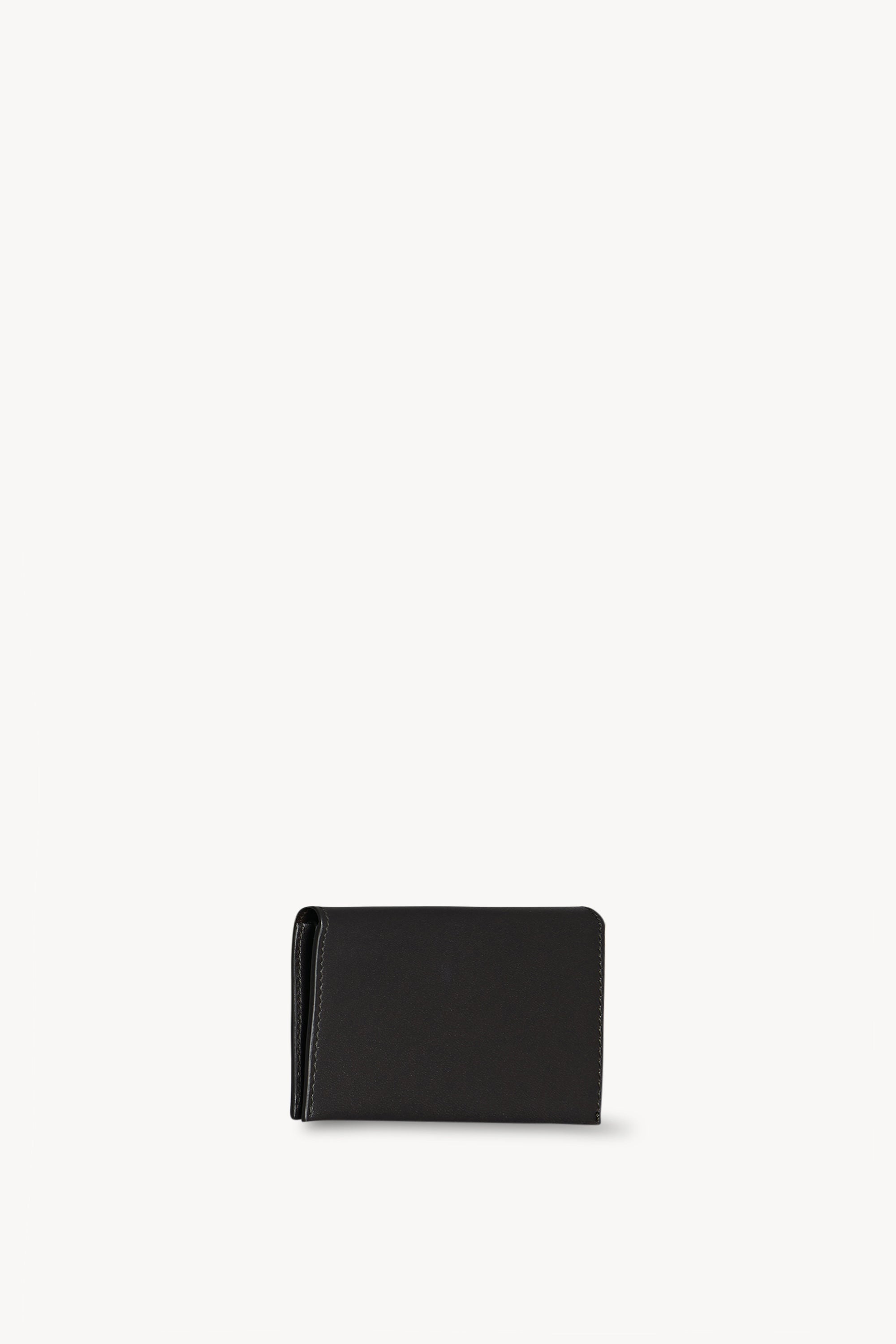 Travel Card Case in Leather 2