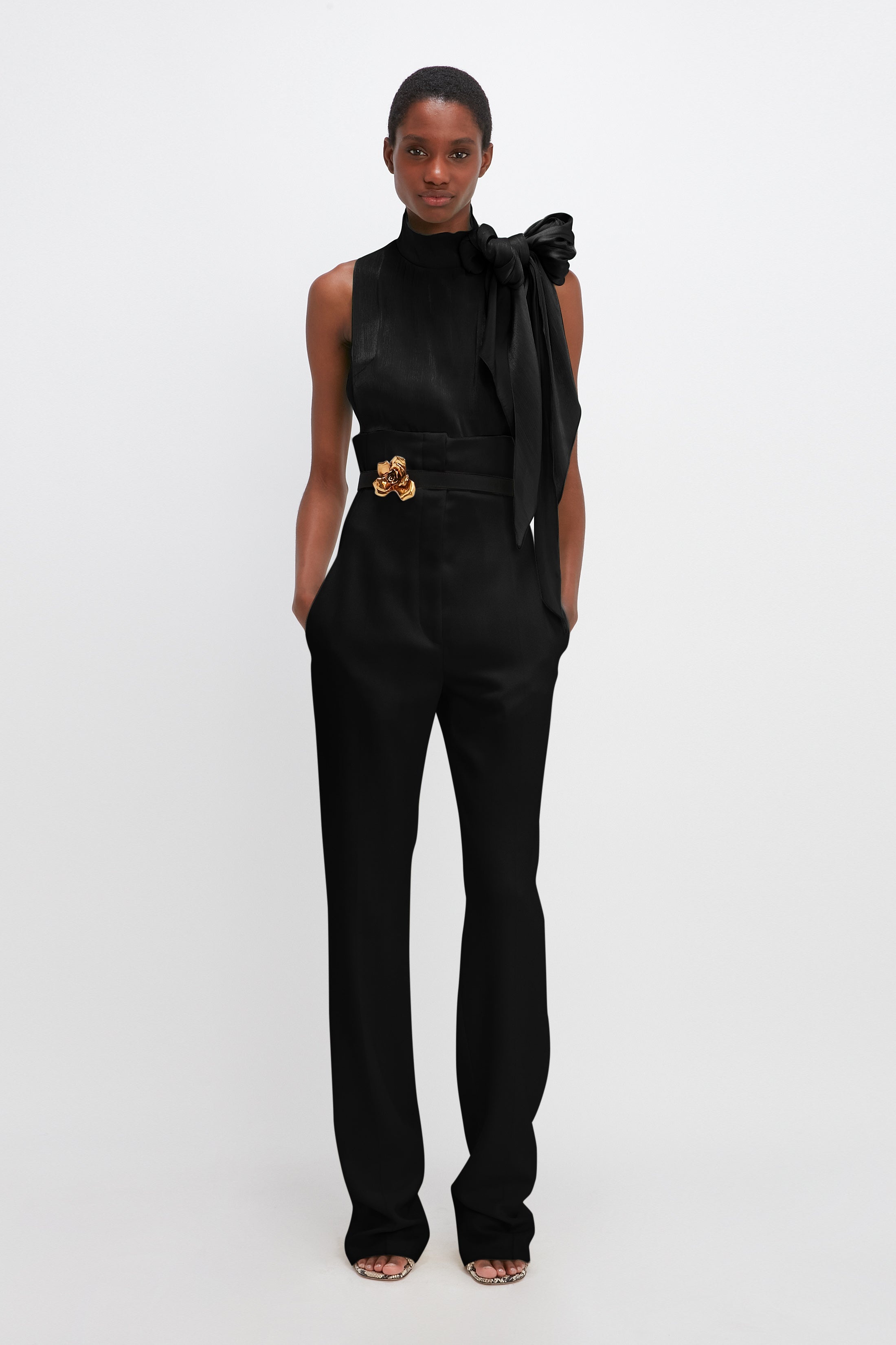 Exclusive Flower Belt In Black And Gold - 7
