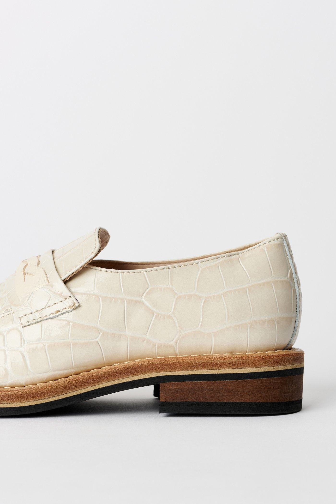 Nakano Shoe Vanilla Croc Bull Hide - 3