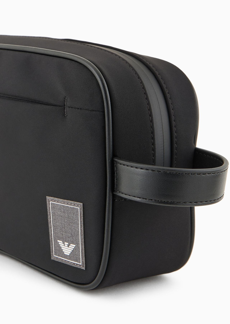 Travel Essential nylon washbag 4